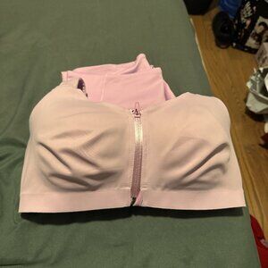 VS Matching Sports Bra and Leggings